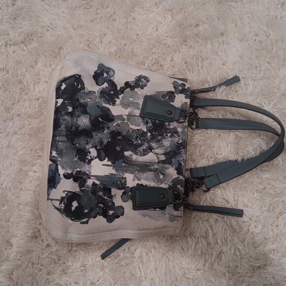 Simply Vera Vera Wang purse - Picture 5 of 5